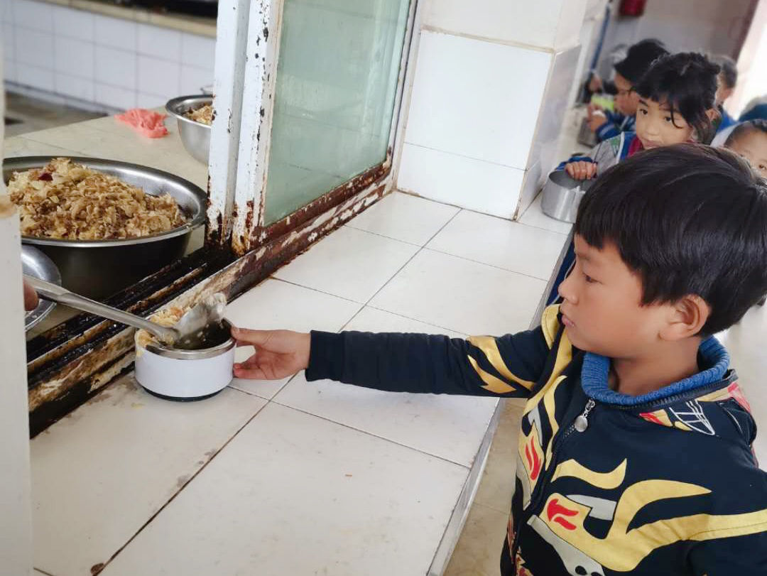 纽家同事自发的公益项目“特爱加餐”，已默默进行了两年多